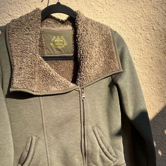 Women's Prana Jacket Green Solid Sherpa S HOLE Hippie BOHO Asymmetrical City - Picture 13 of 16